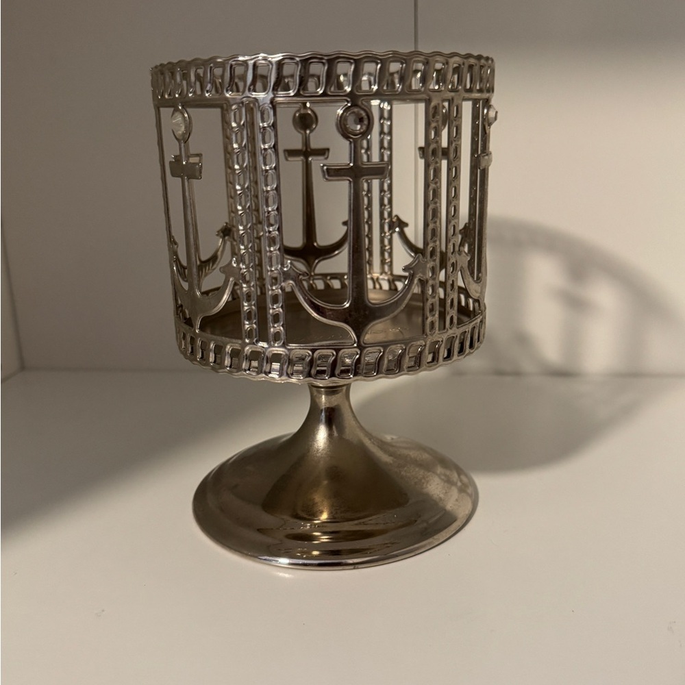 Bath & Body Works Silver Candle Base - Picture 3 of 10